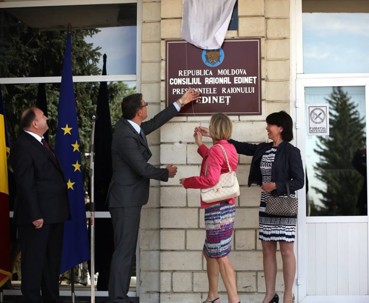 Deputaţii, mai aproape de oameni. Parlamentul a deschis un nou oficiu teritorial de informare la Edineţ (FOTO)