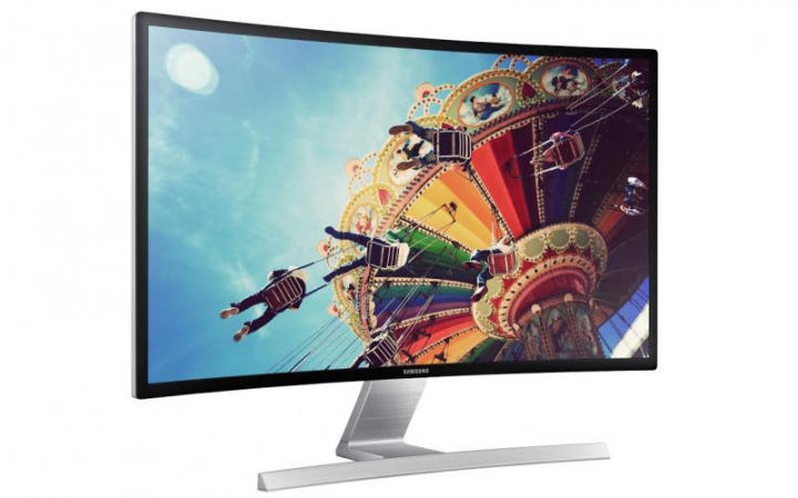 Samsung anunţă un monitor curbat cu design şi specificaţii de invidiat (FOTO)