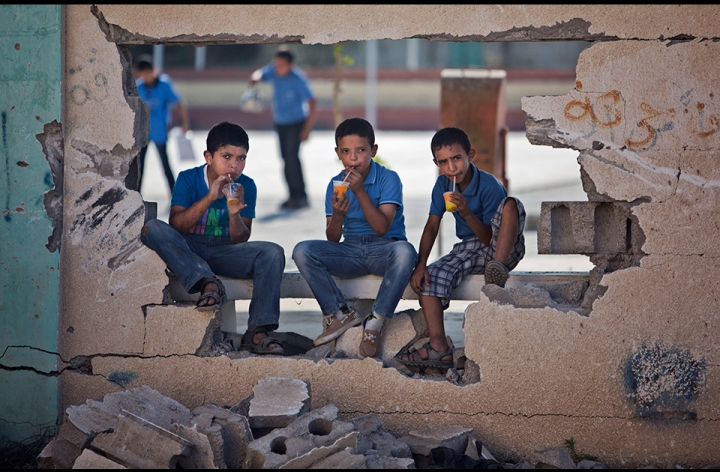 Copiii din Gaza s-au întors la şcoală după 50 de zile de război. Cum arată instituţiile după bombardamente (FOTO/VIDEO)