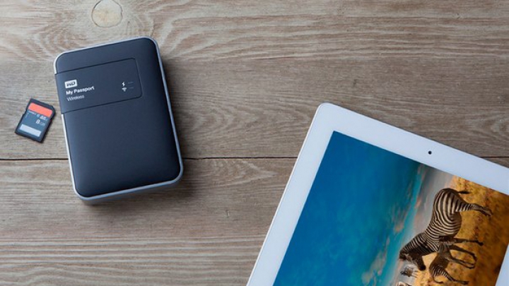 Western Digital My Passport Wireless - cloud fizic portabil cu cititor de microSD (FOTO)