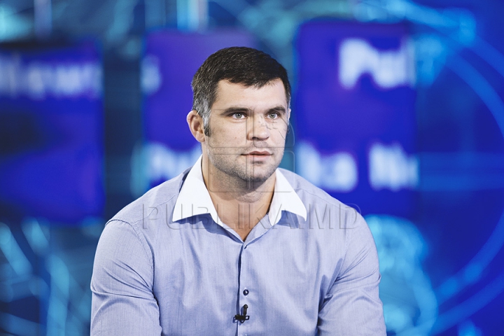 Apariție de marcă la Publika TV. Remy Bonjasky și Daniel Ghiță, doi dintre cei mai MARI luptători de K1 din istorie, invitați la Publika News