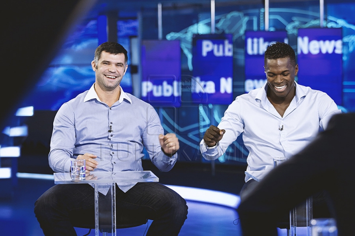 Apariție de marcă la Publika TV. Remy Bonjasky și Daniel Ghiță, doi dintre cei mai MARI luptători de K1 din istorie, invitați la Publika News