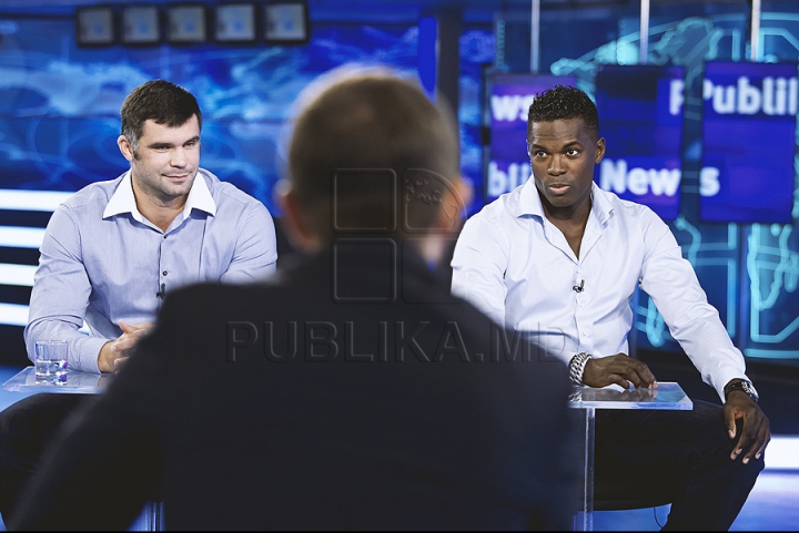 Apariție de marcă la Publika TV. Remy Bonjasky și Daniel Ghiță, doi dintre cei mai MARI luptători de K1 din istorie, invitați la Publika News