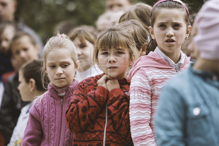 Locuitorii unor sate din raionul Fălești vor beneficia de serviciile unui centru medico-social (GALERIE FOTO)