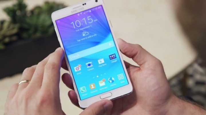 Studiu: Samsung Galaxy Note 4 are cel mai performant ecran