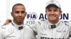 Mercedes a fost  cea mai puternică echipă a sezonului în Formula 1. Hamilton şi Rosberg celebrează împreună 