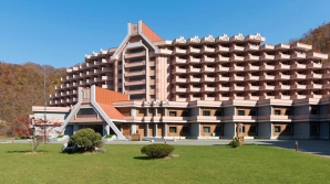 Un fotograf a primit acces exclusiv în primul complex de schi din Coreea de Nord (GALERIE FOTO) 