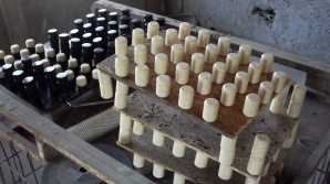 Ocupaţia unui bărbat din Făleşti a ajuns în vizorul poliţiştilor. Ce au găsit inspectorii într-un depozit special amenajat