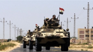 Situaţie critică în Egipt: A fost decretată stare de urgenţă după ce 30 de militari au fost ucişi într-un atentat sinucigaş