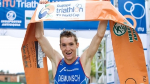 Cursă dramatică de triatlon în Mexic! Ettiene Diemunsch şi-a depăşit adversarii pe ulitima sută de metri