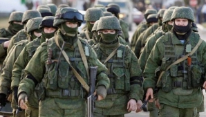 Sediul Administraţiei Prezidenţiale de la Kiev, pichetat de militari ucraineni. Ce au cerut manifestanţii de la Petro Poroşenko