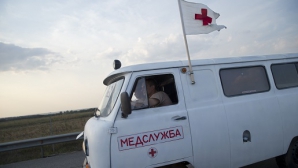 Crucea Roşie şi-a întrerupt pentru câteva zile activitatea în Ucraina