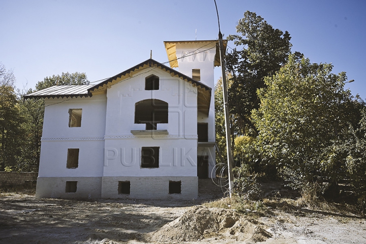 Conacul Manuc Bei din Hânceşti va fi deschis pentru vizitatori la sfârşitul anului viitor (FOTO)