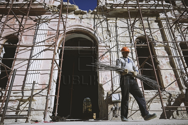 Conacul Manuc Bei din Hânceşti va fi deschis pentru vizitatori la sfârşitul anului viitor (FOTO)