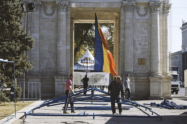 Pregătirile pentru sărbătorirea Hramului, pe ultima sută de metri. Serviciile municipale fac ultimele retuşări (GALERIE FOTO)