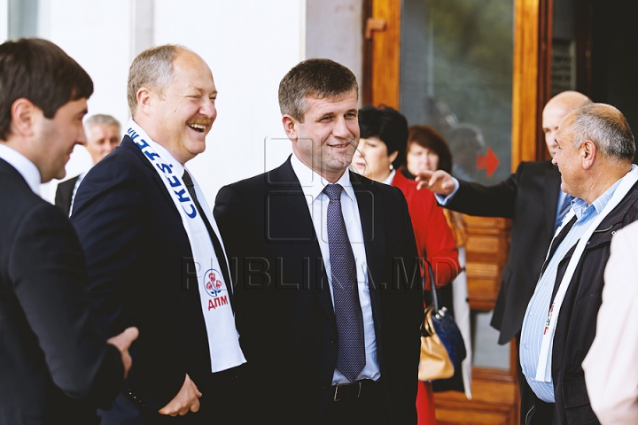 2 000 de membri PDM au participat la prezentarea viitorilor deputaţi ai partidului (FOTO)