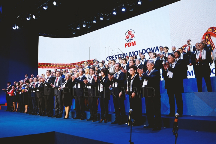 2 000 de membri PDM au participat la prezentarea viitorilor deputaţi ai partidului (FOTO)