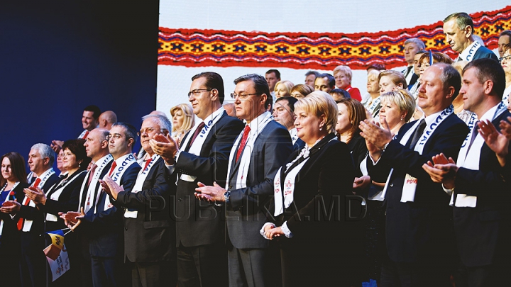 2 000 de membri PDM au participat la prezentarea viitorilor deputaţi ai partidului (FOTO)