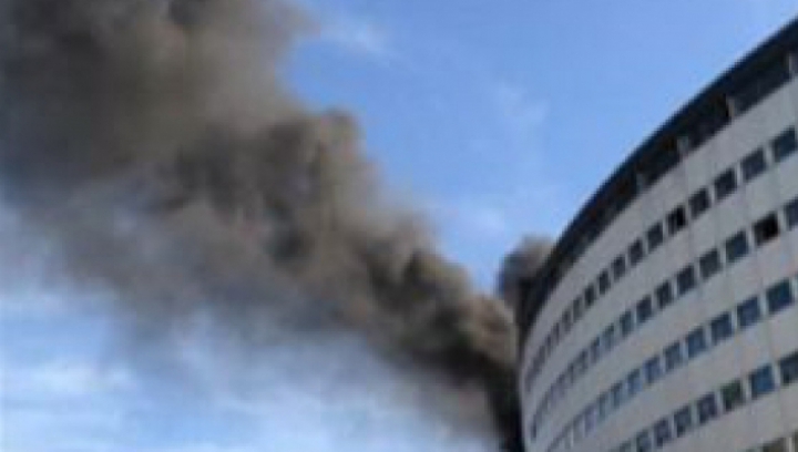 INCENDIU la Paris. Sediul Radio France a fost EVACUAT