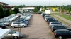 Furt de proporţii! Maşinile unei reprezentanţe Volkswagen au rămas fără roţi în câteva ore (FOTO)