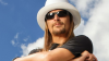 Celebrul rocker Kid Rock a îndeplinit visul unui tânăr care suferă de sindromul Down (VIDEO)