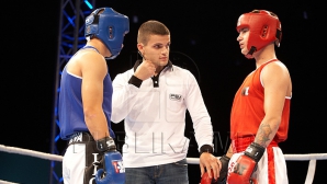 Luptătorii Moldovei de K-1 amator merg în Lituania. Constantin Ţuţu i-a încurajat, iar un preot i-a binecuvântat