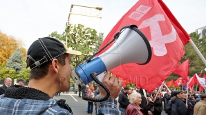 "Nu vrem să plătim mai mult". Comuniştii sunt deranjaţi de facturile mari la apă în care sunt incluse pierderile furnizorului