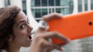 (FOTO) Cel mai mare selfie din istorie. Câţi oameni au intrat în poză