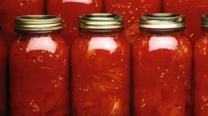 Tone de conserve în stocurile fabricilor. "Nu avem bani să achităm datoriile!"