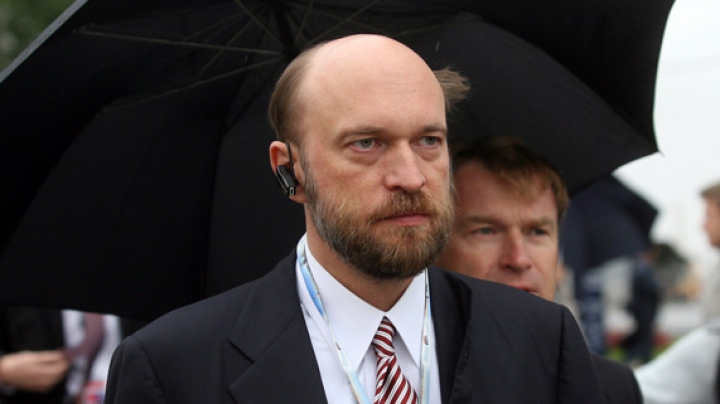 Un oligarh rus, dat în căutare internaţională. Miliardarul riscă până la 10 ani de închisoare