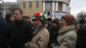 REVOLTE în oraşul Viniţa din Ucraina. Oamenii au luat cu asalt clădirea administrației din regiune (FOTO)