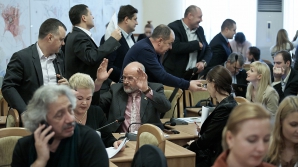 Consilierii municipali vor încerca să dea Chişinăului un buget. DETALII din proiect