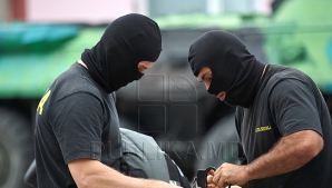 PERCHEZIŢII în capitală. Un magistrat şi angajați ai instanțelor de judecată sunt vizaţi într-un dosar