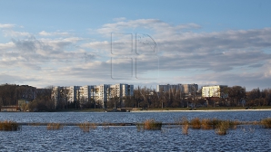 Vreme frumoasă şi nori trecători. Câte grade vor indica termometrele în weekend