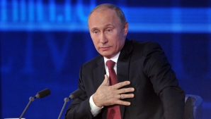 "Economia se îndreaptă spre prăpastie". Ruşii ÎNVINUIESC Guvernul şi pe Putin de căderea rublei