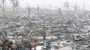 Coasta de est a Filipinelor, lovită de taifun: Cel puţin patru oameni au murit, iar mai multe case au fost distruse