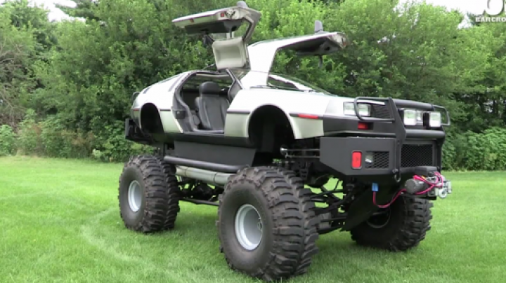 Cea mai extraordinară colecție DeLorean din lume (VIDEO)
