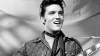 Elvis Presley rămâne în vogă. Ce suma  a dat un cumpărător pentru primul disc al "regelui"