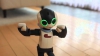 Robot pe post de animator: Cântă, dansează şi recunoaşte voci