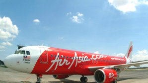 Operaţiunile de recuperare a epavei avionului AirAsia au fost stopate