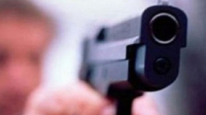 ﻿Un bărbat ÎNARMAT a pătruns în sediul televiziunii publice NOS din Olanda