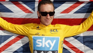 Ciclistul britanic Bradley Wiggins va evolua în continuare la echipa Sky 