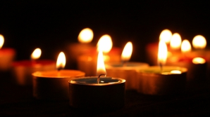 "E strigător la cer!" Oamenii au adus un omagiu fetiţei de la Drochia, ucisă cu bestialitate