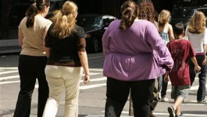 Studiu: Obezitatea rămâne o problemă serioasă a societăţii americane 