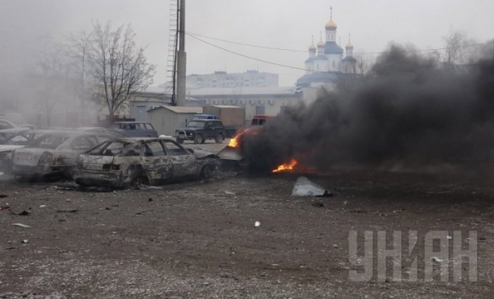 FOTOREPORT: Atacul din Mariupol le-a schimbat definitiv viaţa unor ucraineni