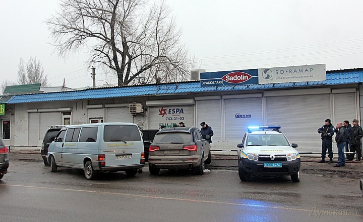 Cine sunt bărbaţii reţinuţi la Odesa pentru deținere ilegală de obiecte explozibile (VIDEO)