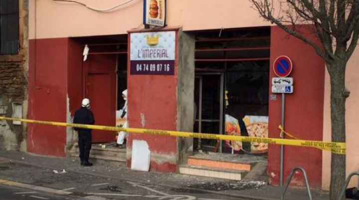 Tensiuni religioase în Franţa! Explozie într-un restaurant aflat lângă o moschee