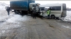 ACCIDENT GROAZNIC: 11 oameni au murit după ce un camion a lovit un microbuz (VIDEO)