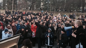 Flashmob în Scuarul Catedralei: Cetăţenii cer autorităţilor măsuri de urgenţă