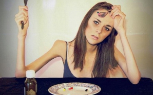 A pornit de la o banală dietă! Cum a ajuns să arate o adolescentă care și-a dorit o siluetă perfectă (VIDEO)